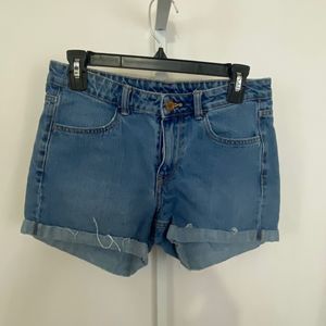 &Denim woman reg waist shorts size 6
